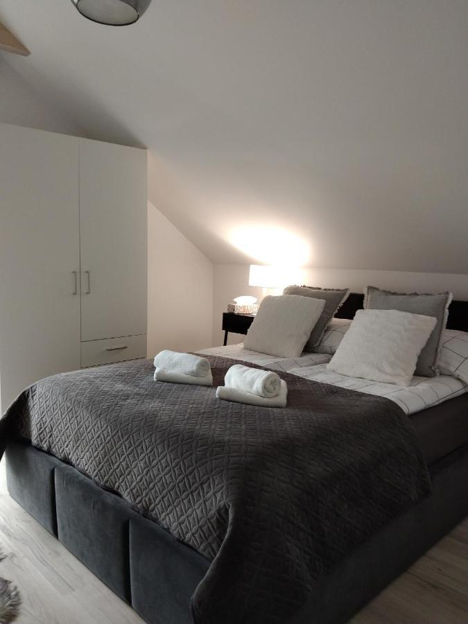 Apartamenty Rownia 2 Ustrzyki Dolne Exterior foto